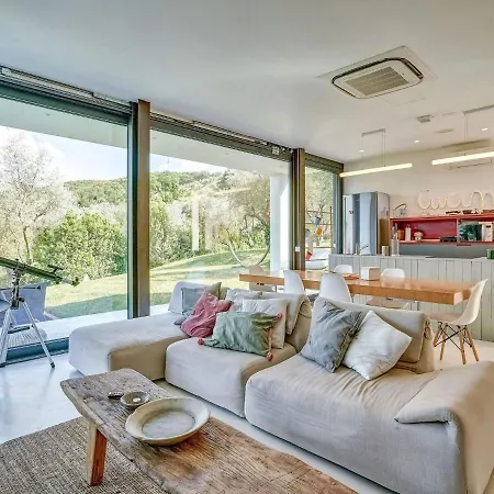 Villa Enchanting Villa With Swimming Pool And Jacuzzi Overlooking The Lake Narni