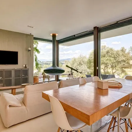 ヴィラ Enchanting Villa With Swimming Pool And Jacuzzi Overlooking The Lake ナルニ