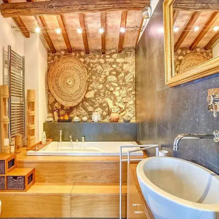 Enchanting Villa With Swimming Pool And Jacuzzi Overlooking The Lake ナルニ
